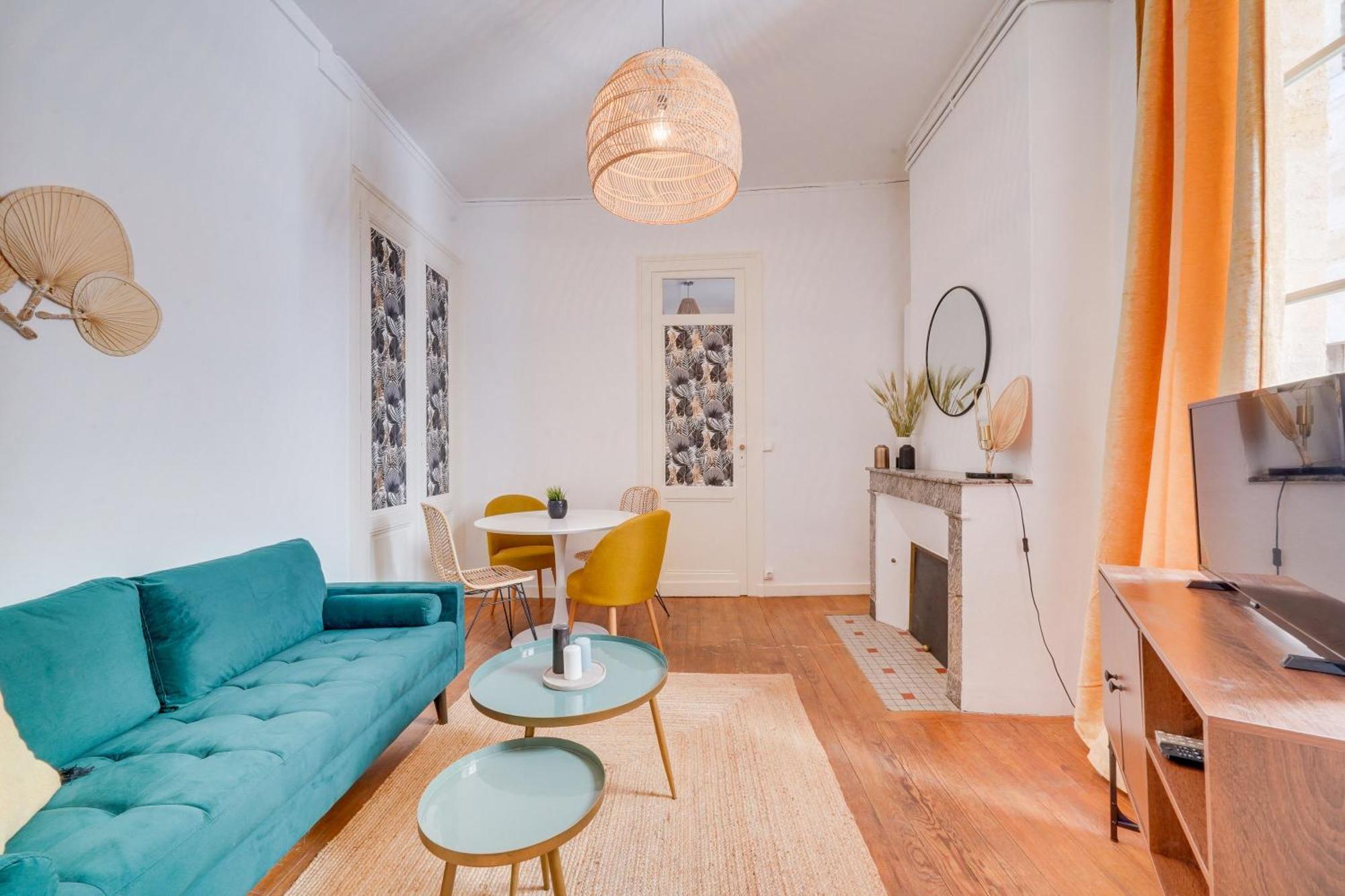 Le New Vintage - Appt En Plein Coeur De Bordeaux Apartment Luaran gambar
